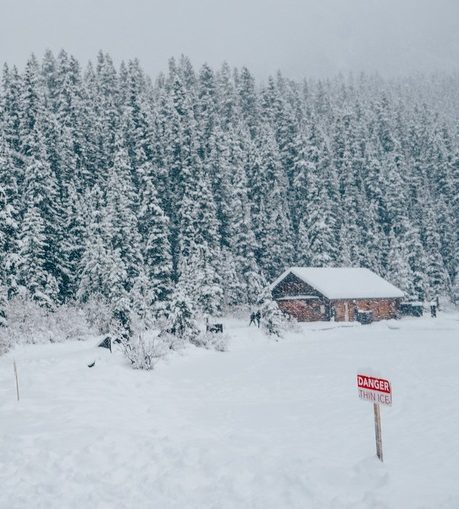 Lake Louise winter activities