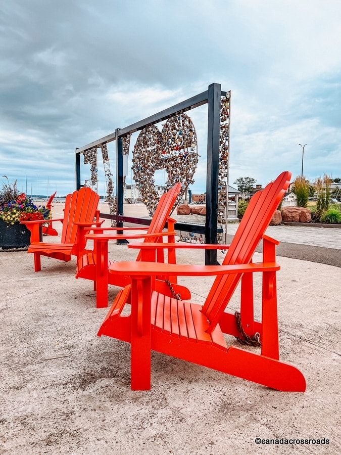 40 Pros and Cons of Living in Canada by an Expat and Citizen