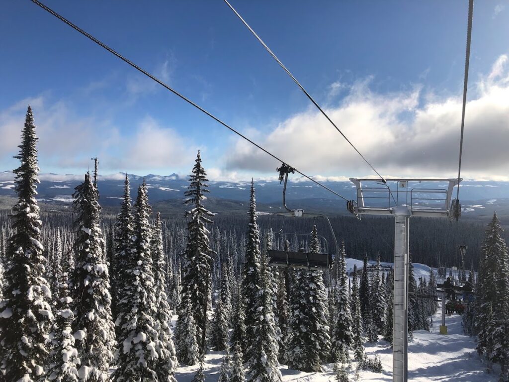 IMG 0954 Best Time to Visit the Canadian Rockies: A Month-by-Month Guide